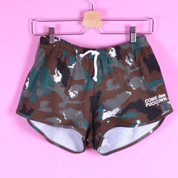 NWT Comme Des Fuckdown Shorts Camo shorts Italian Medium (small) - Picture 1 of 3
